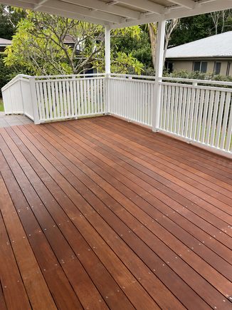 Timber deck with white balustrade